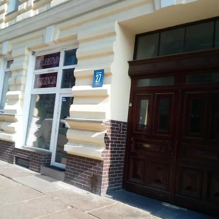 Tulip - 6 Ze Wspolna Lazienka I Kuchnia Hostel Szczecin