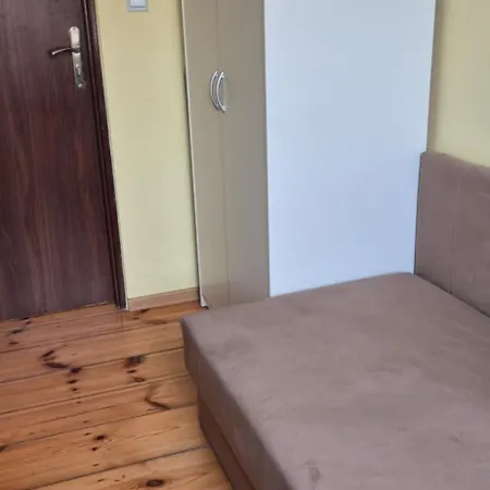 Hostel Tulip - 6 Ze Wspolna Lazienka I Kuchnia Szczecin
