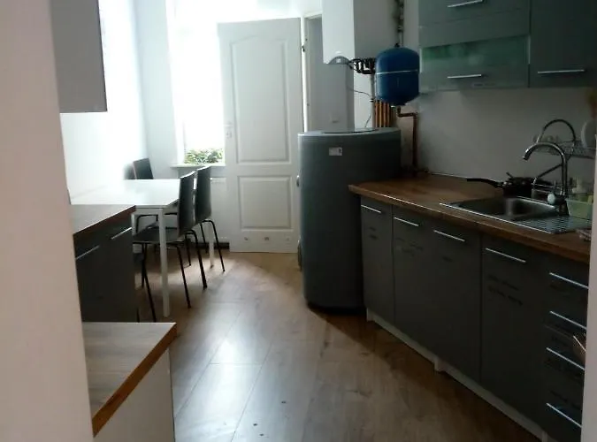 Tulip - 6 Ze Wspolna Lazienka I Kuchnia Vandrerhjem *