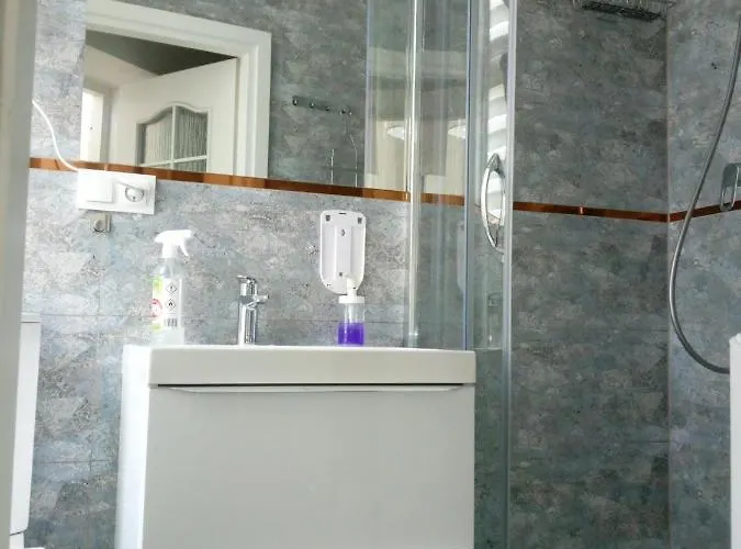 Tulip - 6 Ze Wspolna Lazienka I Kuchnia Vandrerhjem