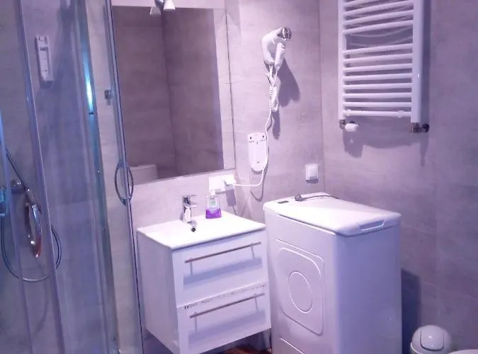 Tulip - 6 Ze Wspolna Lazienka I Kuchnia *